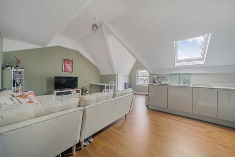 1 bedroom flat to rent, Auckland Road Crystal Palace SE19