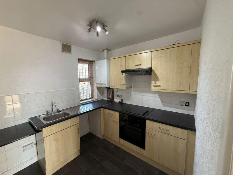 Apartment in Bristol - View 3