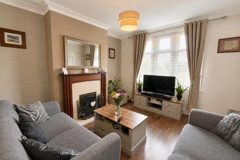 4 bedroom semi-detached house for sale, Kenley Mount, Wibsey, Bradford, BD6