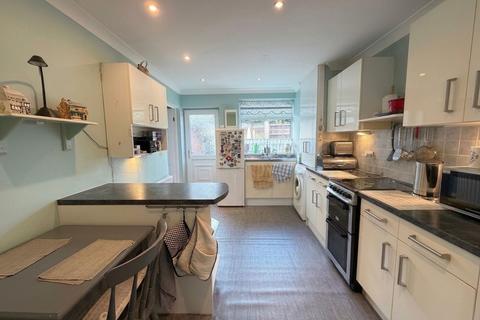 2 bedroom bungalow for sale, Astley Close, Warrington, WA4