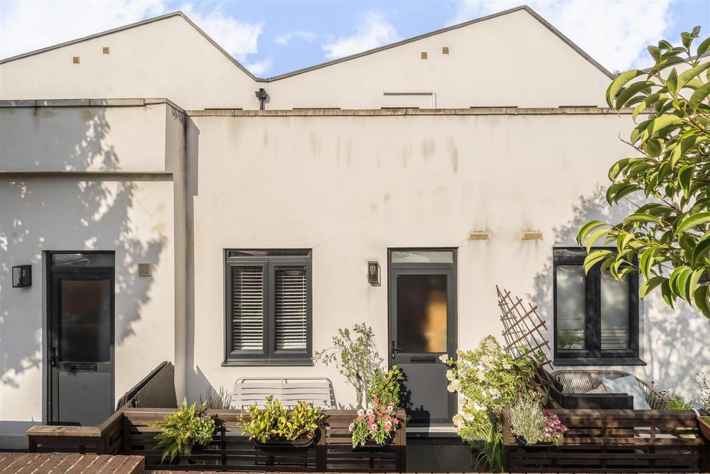 Detached house exterior