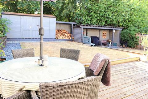 3 bedroom semi-detached house for sale, Cripley Road, Farnborough GU14