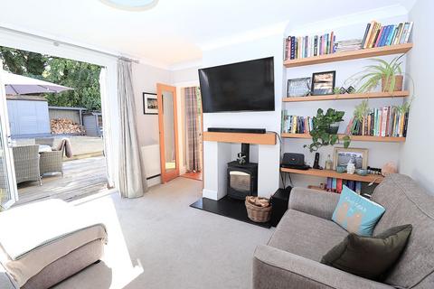 3 bedroom semi-detached house for sale, Cripley Road, Farnborough GU14