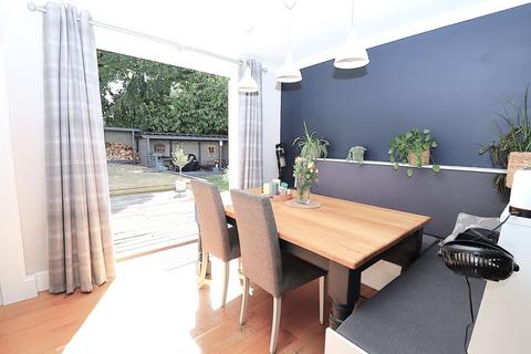 3 bedroom semi-detached house for sale, Cripley Road, Farnborough GU14