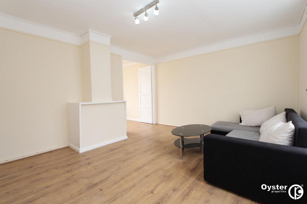 House in Harrow - View 3