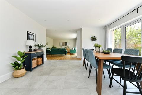 4 bedroom detached house for sale, Church Street, Hilperton, Trowbridge