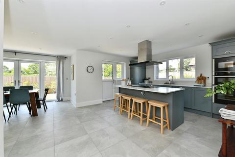4 bedroom detached house for sale, Church Street, Hilperton, Trowbridge