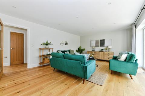 4 bedroom detached house for sale, Church Street, Hilperton, Trowbridge