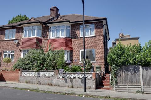 2 bedroom maisonette for sale, Abbots Park, London SW2