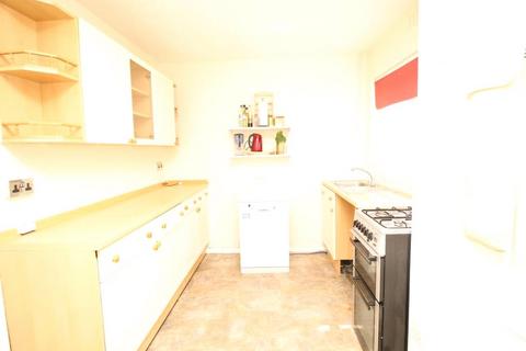 3 bedroom terraced house for sale, Frobisher Crescent, Middlesex TW19