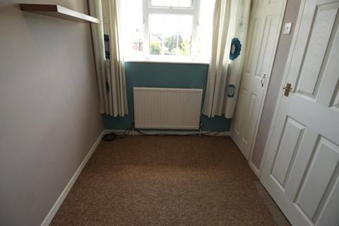 3 bedroom terraced house for sale, Frobisher Crescent, Middlesex TW19