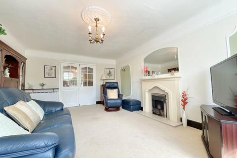 2 bedroom flat for sale, Henley Drive, Southport PR9