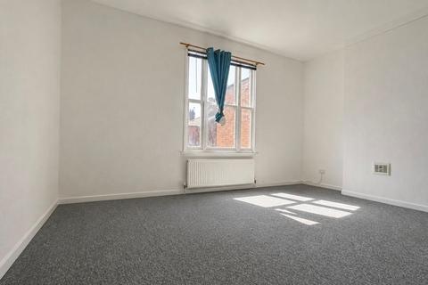 4 bedroom terraced house to rent, College Street, Leicester, LE2