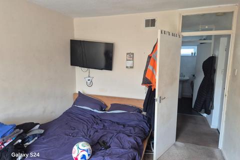undefined, 40 Leicester Close, Smethwick B67 5NJ