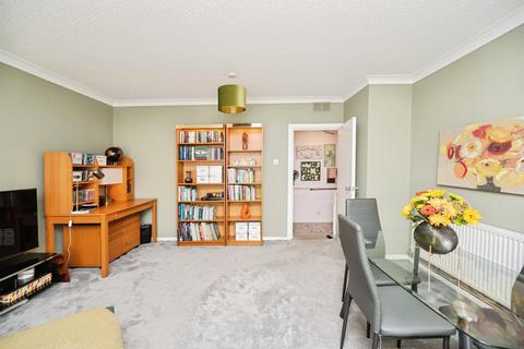 2 bedroom ground floor flat for sale, Sheepmoor Close, Harborne, Birmingham