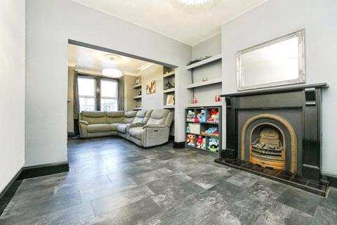 3 bedroom semi-detached house for sale, Painswick Road, Gloucester, Gloucestershire, GL4