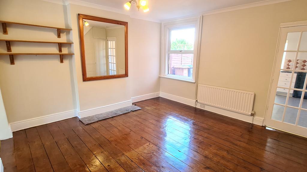 House in Test Valley, Andover - View 2