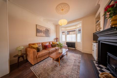 2 bedroom terraced house for sale, Lilac Road, Altrincham WA15