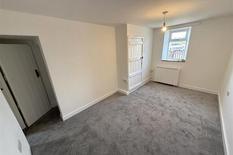 2 bedroom house for sale, Rhiw San Pedr, Llanybydder
