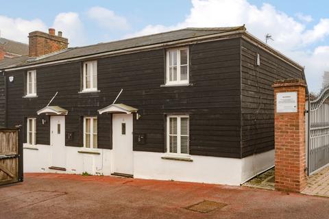 High Street, Esher, KT10