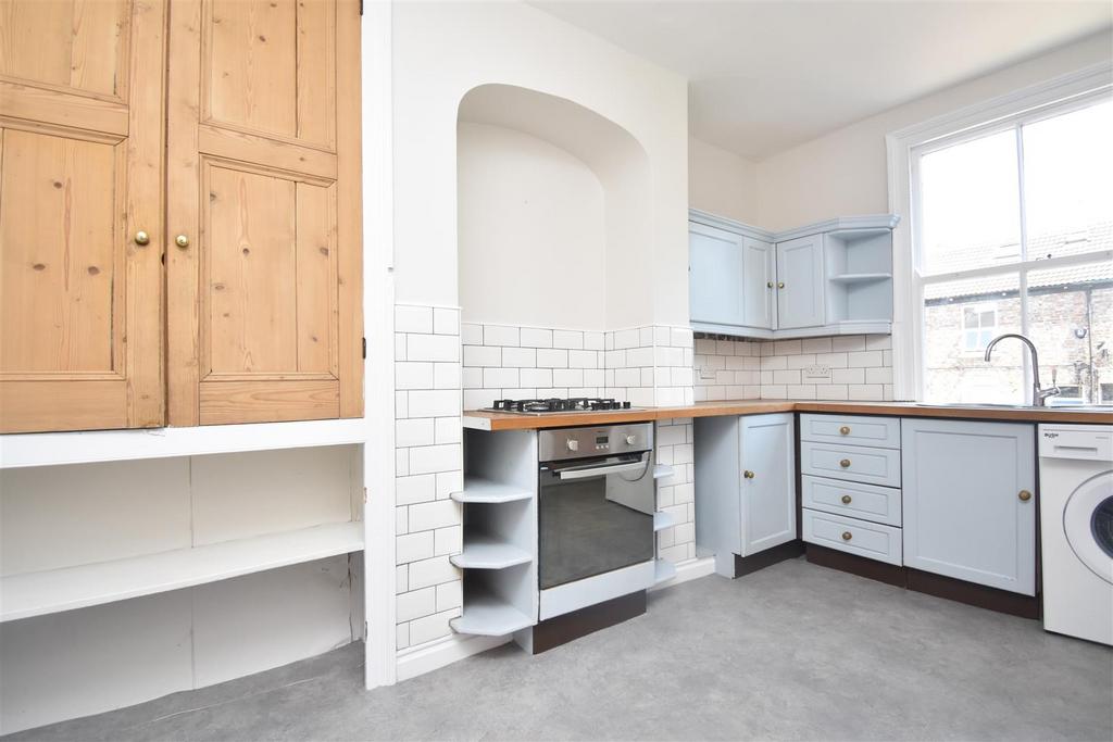 House in York - View 2