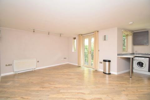 1 bedroom apartment for sale, Ashley Park Road, Walton-on-Thames, KT12