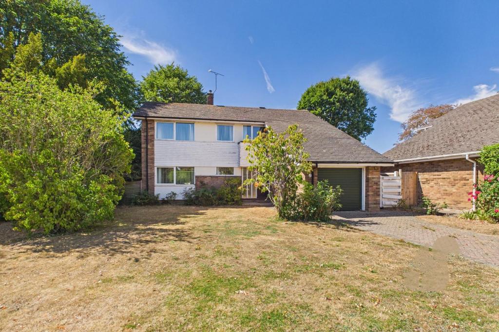 5 bedroom detached house for sale in Colchester on OnTheMarket 5 bedroom detached house for sale in Colchester on OnTheMarket