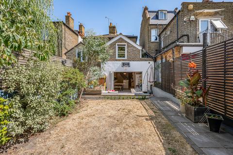 High Street, Hampton Wick, Richmond Upon, Thames, KT1