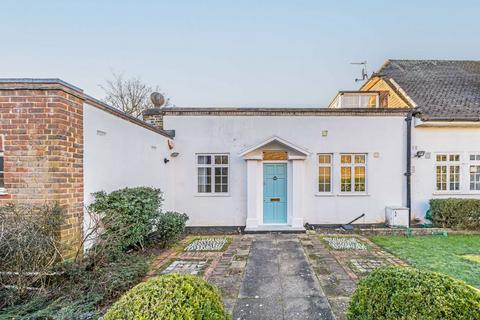 3 bedroom detached house to rent, Ravenswood Court, Kingston Upon Thames KT2
