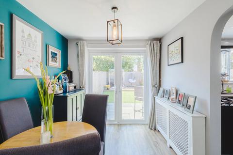 3 bedroom terraced house for sale, Stubsmead, Eldene, Swindon, SN3 3TA
