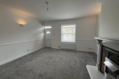 2 bedroom end of terrace house for sale, Hardy Street, Bradford BD6