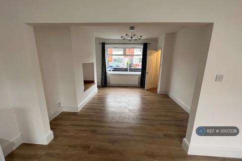 3 bedroom terraced house to rent, Mount Pleasant Road, Denton, Manchester, M34