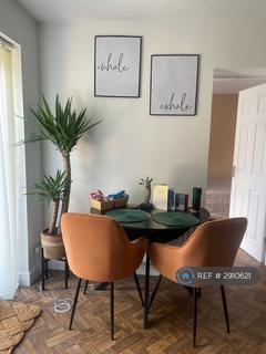 Studio to rent, Merganser Drive, Bicester, OX26
