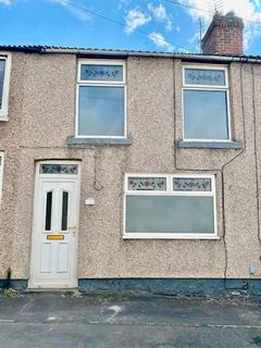 2 bedroom terraced house to rent, Mill Street, Willington DL15