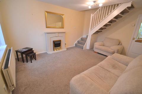 2 bedroom semi-detached house to rent, Calico Close, Salford M3