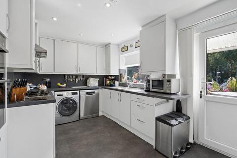 3 bedroom detached bungalow for sale, Pinewood Green, Iver SL0