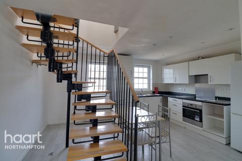 2 bedroom apartment to rent, St Andrews Road, NORTHAMPTON