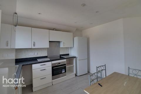 2 bedroom apartment to rent, St Andrews Road, NORTHAMPTON