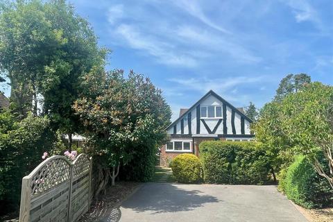 WEST FARM CLOSE, ASHTEAD, KT21