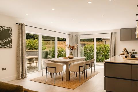 5 bedroom detached house for sale, Abbots Leigh Road, Abbots Leigh, Bristol, Somerset, BS8