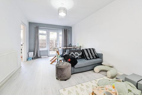 2 bedroom maisonette for sale, The Ridgeway, LONDON, London, E4