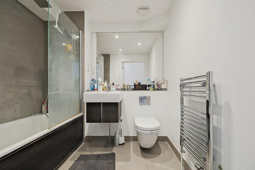 Apartment in London - View 4