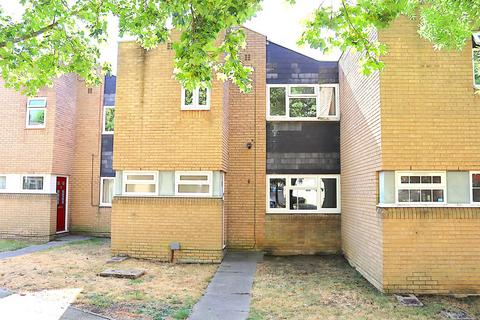 3 bedroom terraced house for sale, Robin Hood Close, Farnborough GU14