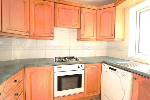 3 bedroom terraced house for sale, Robin Hood Close, Farnborough GU14