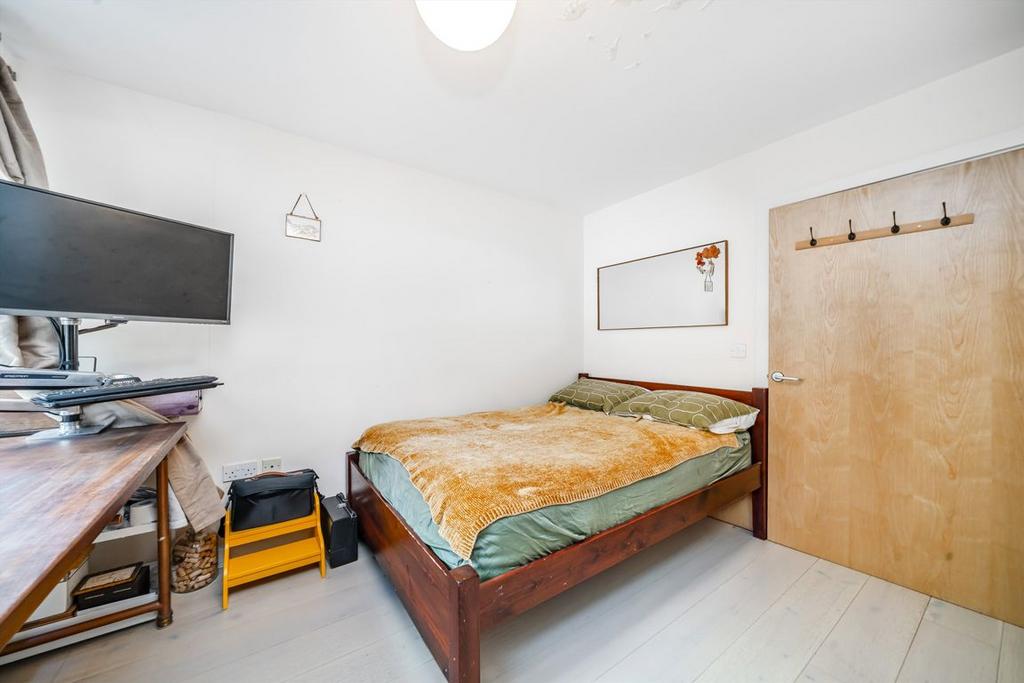 Apartment in London - View 2
