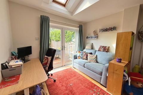 4 bedroom semi-detached house for sale, Newlyn Drive, Sale, M33