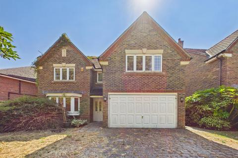 Tugwood Close, Coulsdon CR5