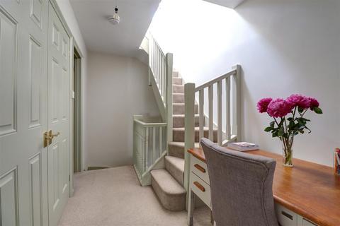 2 bedroom terraced house for sale, Palmerston Terrace, Romsey Town Centre, Hampshire