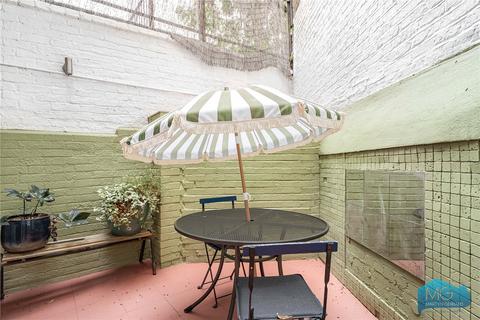 undefined, Leighton Road, London, NW5