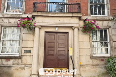 3 bedroom property to rent, Westgate Street, Cardiff, CF10